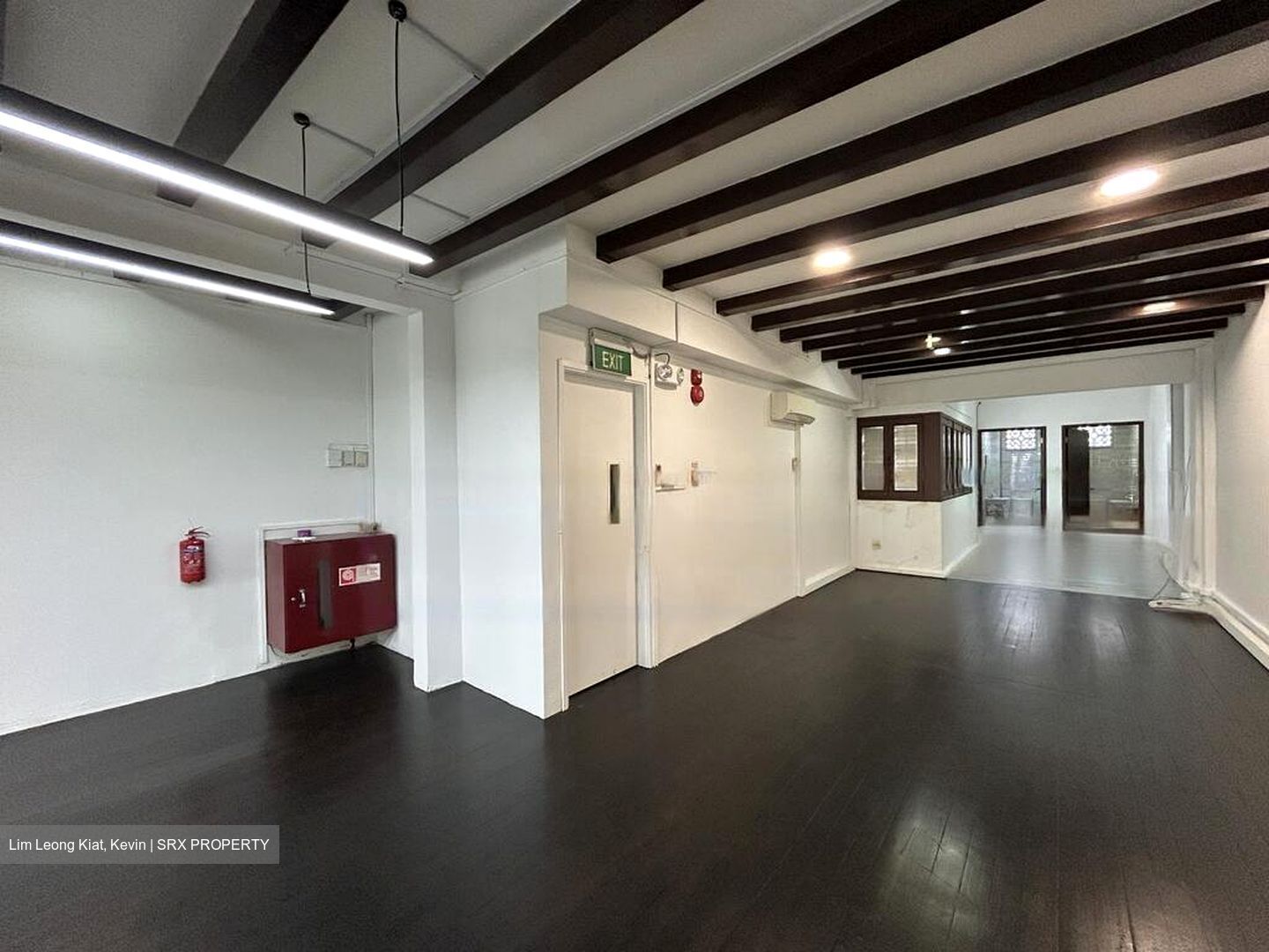 Capitagreen (D1), Office #475555441